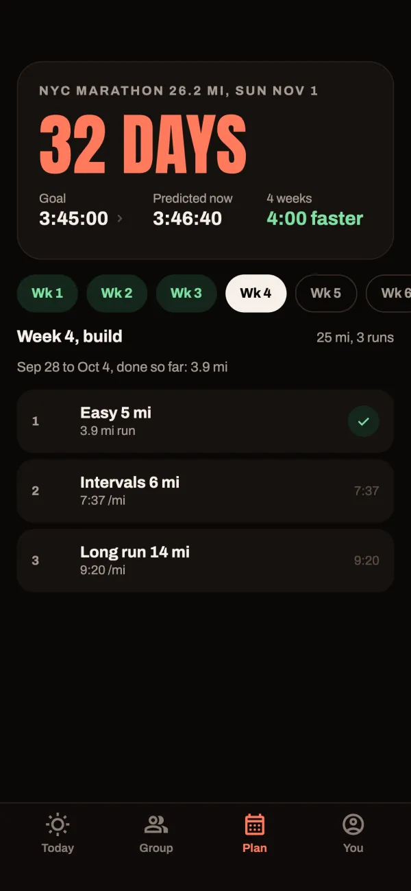 Plan screen: 25 days to the race, goal time against predicted time, and this week's sessions